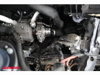 BMW 3-serie 318i M-Sport Aut. LED Leder Navi Clima Cruise SHZ 120.976 km! picture 15