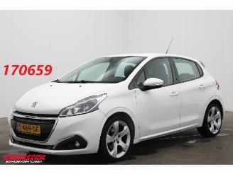 Auto incidentate Peugeot 208 1.6 BlueHDi 5-DRS Access Navi Airco Cruise PDC 153.685 km! 2017/11