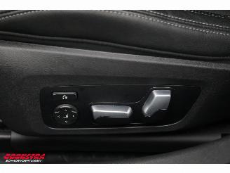 BMW 3-serie Touring 330e M-Sport Pano LED ACC H/K HUD Memory Camera 55.315 km! picture 24