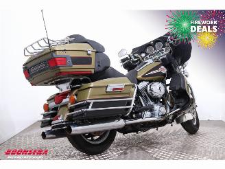 Harley-Davidson  FLHTCU Electra Glide Ultra Classic picture 3