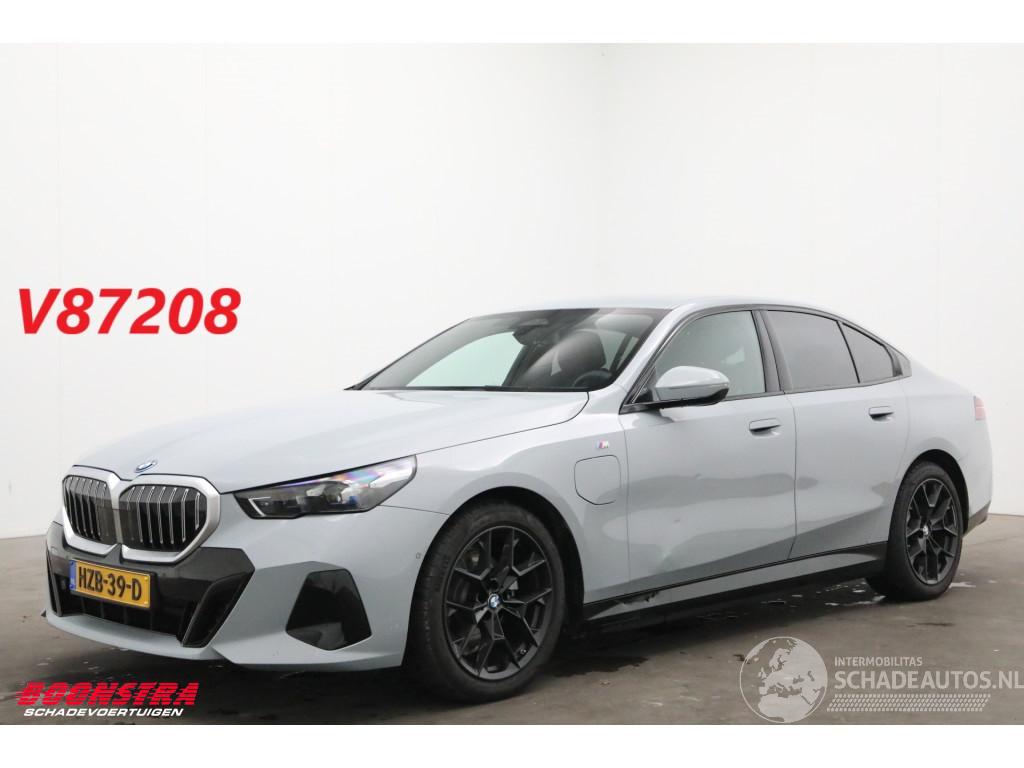 BMW 5-serie 530e M-Sport ACC H/K Leder Camera SHZ