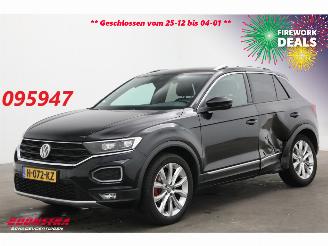 Schadeauto Volkswagen T-Roc 1.5 TSI DSG Sport LED ACC Navi Clima Camera SHZ PDC AHK 2020/3