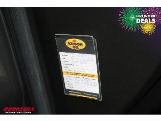 Opel Insignia Sports Tourer 1.6 T Edition Navi Clima Cruise PDC AHK picture 17