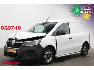 uszkodzony samochody ciężarowe Renault Kangoo 1.5 Blue dCi Comfort Navi Airco Cruise PDC 2023/5