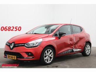 Coche accidentado Renault Clio 0.9 TCe Limited Navi Airco Cruise PDC 66.679 km! 2019/7