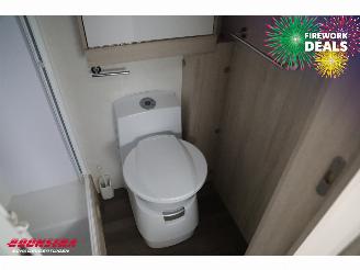   T 690 2.3 MJ Aut. Level Single Beds Airco Cruise picture 13