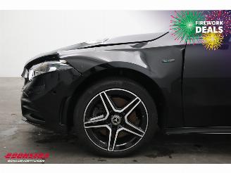 Mercedes A-klasse 250e AMG Pano LED Memory Camera SHZ picture 12