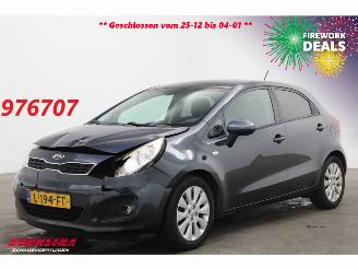 škoda osobní automobily Kia Rio 1.2 CVVT ComfortLine Clima Cruise SHZ LRHZ PDC 132.607 km! 2014/10