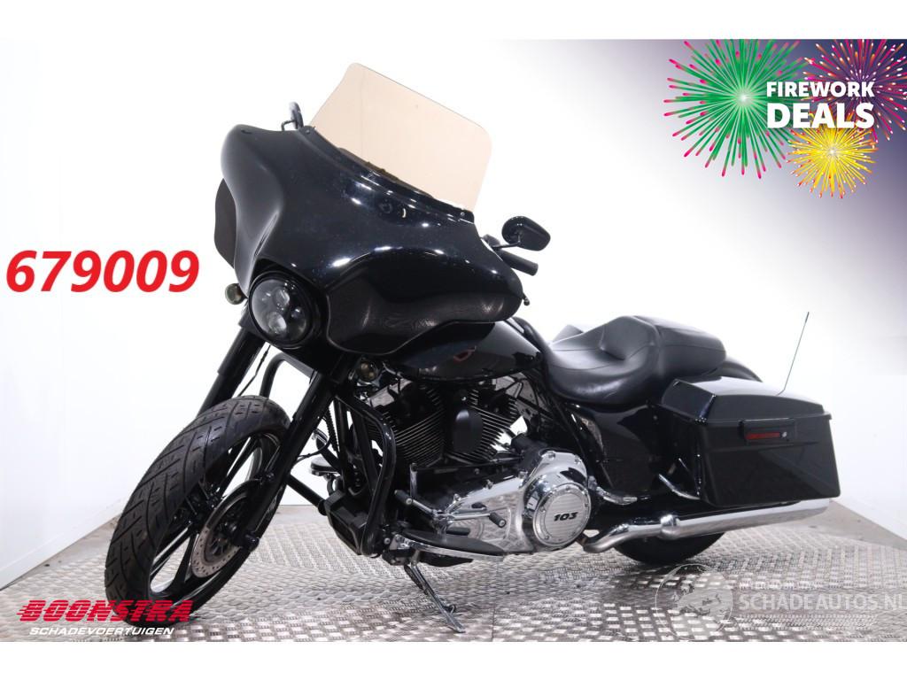 Harley-Davidson  103 FLHX Street Glide 103 FLHX Street Glide ABS LED Cruise Radio