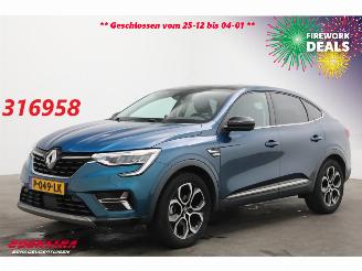 skadebil auto Renault Arkana 1.6 E-Tech Hybrid 145 Intens LED ACC Navi Clima Camera 2022/4