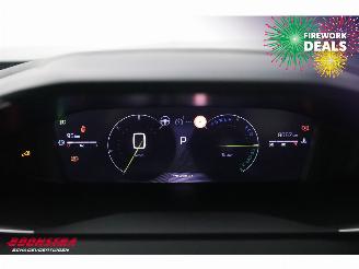 Peugeot 2008 1.2 Hybrid 145 Allure LED ACC Navi Clima Camera Virtual 8.067 km! picture 20