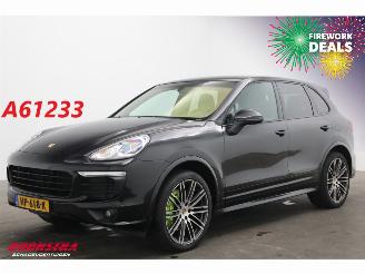 Damaged car Porsche Cayenne 3.0 S E-Hybrid Sport Design BiXenon Memory Leder SHZ AHK 2015/12