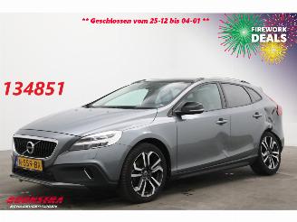 Auto incidentate Volvo V-40 Cross Country 2.0 T3 Momentum LED Memory Leder Navi Camera SHZ PDC AHK 2017/5