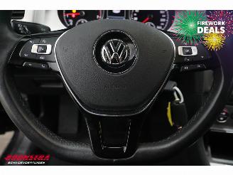 Volkswagen Golf 1.0 TSI Comfortline Navi Clima Cruise Camera PDC AHK 74.205 km! picture 17