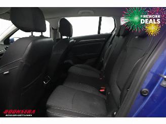 Renault Mégane Grandtour 1.3 TCe 140 Equilibre LED Navi Clima Cruise PDC picture 16
