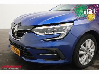 Renault Mégane Grandtour 1.3 TCe 140 Equilibre LED Navi Clima Cruise PDC picture 11