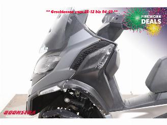 Piaggio  MP3 530 HPE Exclusive ABS Camera 4.804 km! picture 10