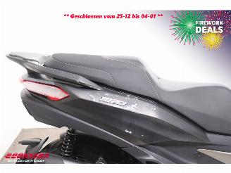 Piaggio  MP3 530 HPE Exclusive ABS Camera 4.804 km! picture 12