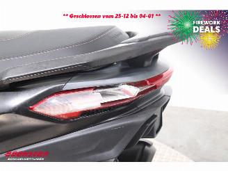 Piaggio  MP3 530 HPE Exclusive ABS Camera 4.804 km! picture 11