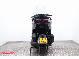 Piaggio  MP3 530 HPE Exclusive ABS Camera 4.804 km! picture 8