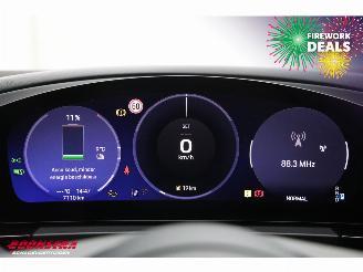 Porsche Macan 4 100 kWh PASM Memory Pano ACC Pass. Display Camera 7.110 km! picture 22