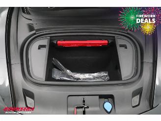 Porsche Taycan 4S 93 kWh Performance RHD EU-Zulassung Sport Chrono Pano 360° picture 31