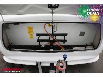 Kabe  Ametist 560 GLE Solar Mover Single Beds picture 27