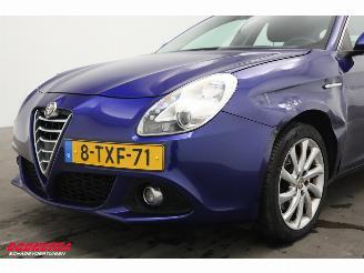 Alfa Romeo Giulietta 1.4 T 170 PK Aut. Distinctive Lusso Navi Clima Cruise PDC AHK picture 5