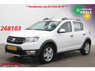 Unfallwagen Dacia Sandero 0.9 TCe Bi-Fuel SL Stepway Navi Airco Cruise PDC AHK 127.312 km! 2016/1