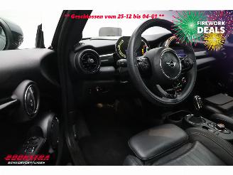 Mini Cooper SE Electric Yours 33 kWh Pano LED HUD H/K Leder SHZ Camera 60.571 km! picture 13