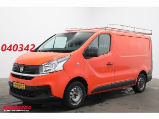 krockskadad bil bedrijf Fiat Talento 1.6 MJ 120 PK L1-H1 Basis Airco Bluetooth PDC AHK 162.923 km! 2017/9