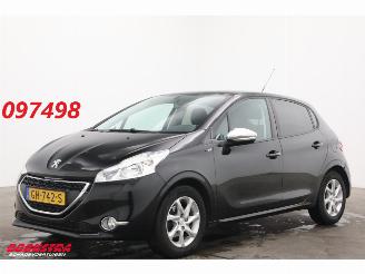 Schadeauto Peugeot 208 1.2 PureTech Style Airco Cruise 148.418 km! 2015/5