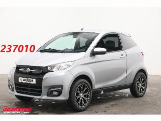 krockskadad bil brommobiel Aixam  e Coupé Premium Elektrisch Moped Leder Camera 1.331 km! 2023/1