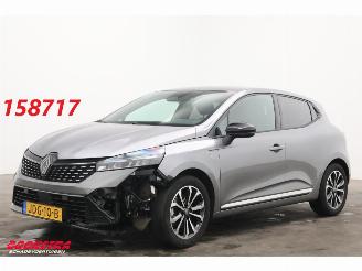 damaged passenger cars Renault Clio 1.6 E-Tech Full Hybrid 145 techno LED Apple/Anrdoid Navi Cruise Camera 2025/9