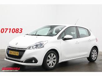 Käytettyjen passenger cars Peugeot 208 1.6 BlueHDi Blue Lease Navi Airco Cruise 172.500 km! 2018/7