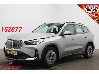 Auto incidentate BMW iX1 xDrive30 67 kWh LED ACC Apple/Android Camera SHZ 2025/1