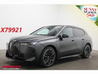 Schadeauto BMW iX xDrive M70 112 kWh HUD Clima Cruise Navi SHZ LrHZ Leder Memory H/K PDC 2026/4