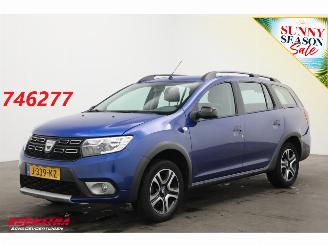 krockskadad bil auto Dacia Logan MCV 1.0 TCe Bi-Fuel Stepway Serie Limitee 15th Anniv. Clima Cruise Navi Leder Camera PDC 2020/9