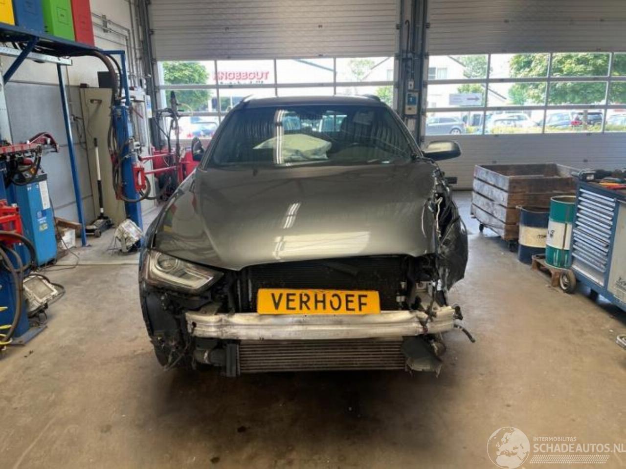 Audi A4 A4 Avant (B8), Combi, 2007 / 2015 3.0 TDI 245 V6 24V Quattro