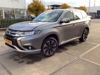 Mitsubishi Outlander Outlander (GF/GG), SUV, 2012 / 2022 2.0 16V PHEV 4x4 picture 7
