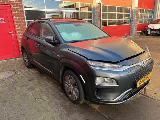 demontáž osobní automobily Hyundai Kona Kona (OS), SUV, 2017 / 2023 39 kWh 2020/10