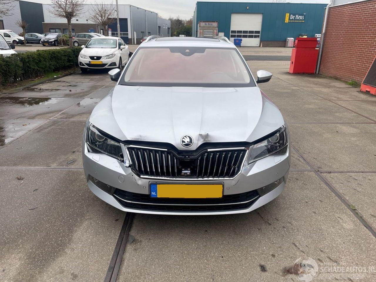 Skoda Superb 