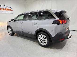 Peugeot 5008 1.2 PureTech 130 Executive 7-Pers. picture 36