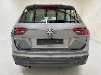 Volkswagen Tiguan 1.4 TSI Comf.Business Pano picture 5