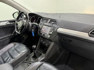 Volkswagen Tiguan 1.4 TSI Comf.Business Pano picture 33