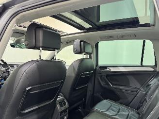 Volkswagen Tiguan 1.4 TSI Comf.Business Pano picture 16