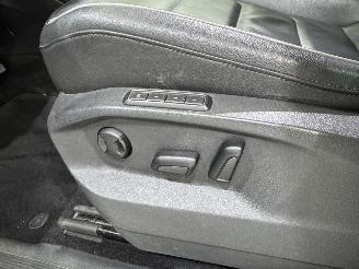 Volkswagen Tiguan 1.4 TSI Comf.Business Pano picture 10