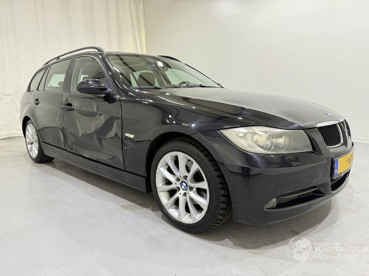 BMW 3-serie Touring 320i Executive Aut
