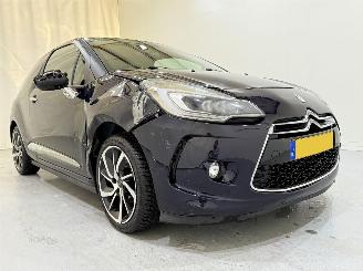 krockskadad bil auto DS Automobiles DS 3 1.2 Puretech 82 Business NAP 2015/12