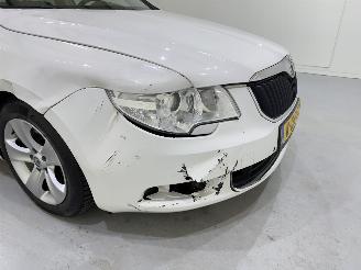 Skoda Superb Combi 1.8 TSI Comf. Bus. Aut picture 43